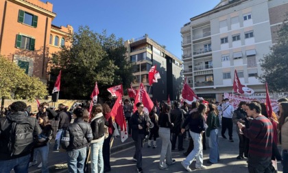 Dimensionamento scolastico, la protesta davanti la Regione Lazio