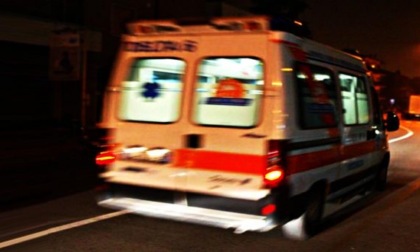 Esagerano con l'alcol e finiscono in ospedale: notte di eccessi