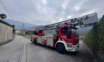 Pericolo amianto dopo l'incendio in ditta: "Allerta rientrata"