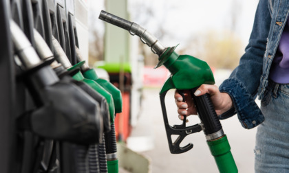 Quanto costa la benzina oggi, domenica 23 febbraio 2025: i prezzi nei distributori italiani