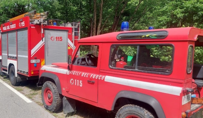 Bucine (Arezzo), anziano muore carbonizzato mentre brucia sterpaglie