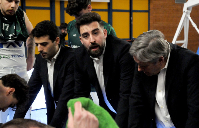 Davide Villa votato “Coach of the month” Lnp a febbraio