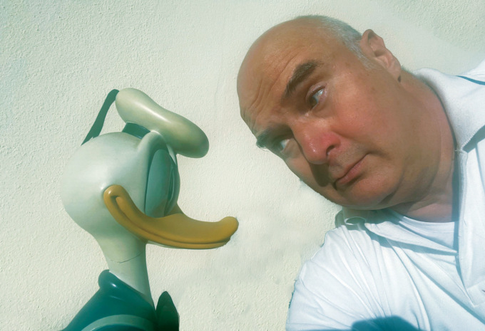 Enrico Faccini è un disegnatore Disney: “La mia vita come un fumetto”