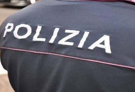 Estorsione e maltrattamenti alla mamma, arrestato