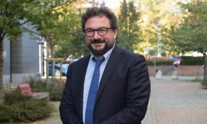 Mazzoleni, Russi (M5S): “L’assessore si deve dimettere”