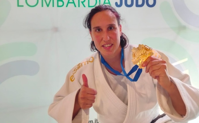 Michela Rubini, Accademia Arona Judo, vince l’oro al Gran Prix Veterani Lombardia