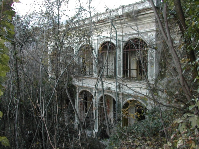 Per salvare la villa di Nigra dal degrado  Bracco scrive direttamente alla Meloni