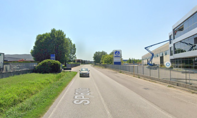 Incendio in una ditta a Trevenzuolo, operaio 50enne morto folgorato
