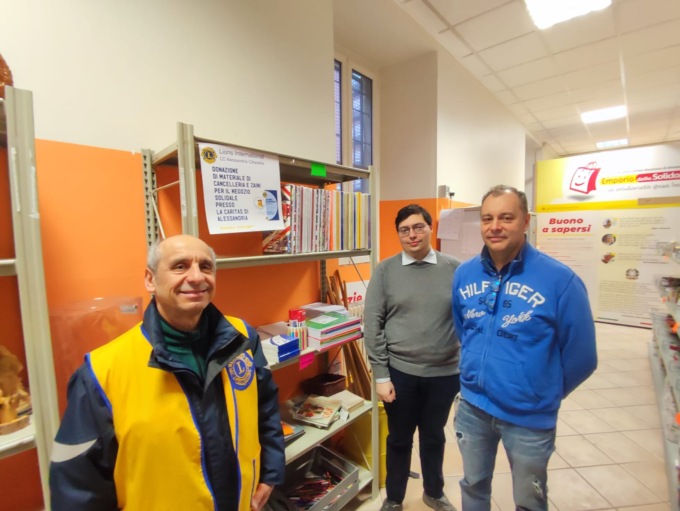 Lions Club: prosegue il service “Zaino Sospeso” a sostegno dell’Emporio della Solidarietà
