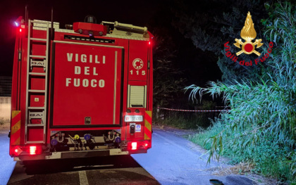 Empoli, esplosione in una casa cantoniera. Ferito un uomo, ferrovia interrotta