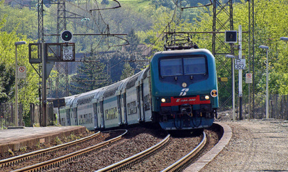 Giornata di disagi per lo sciopero dei treni: caos e cancellazioni anche a Torino