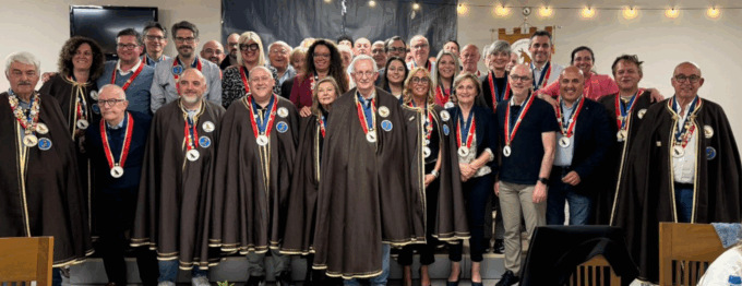 Grande tapulonata di primavera a Borgomanero: in 120 con le gambe sotto al tavolo