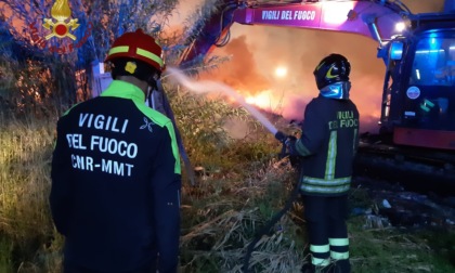Incendio in un campo rom, nessn ferito