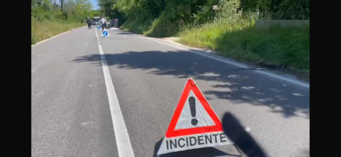 Malore improvviso e poi lo schianto: tragedia a Macerata
