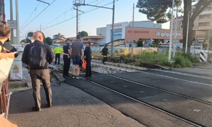 Ragazzina brianzola muore travolta dal treno