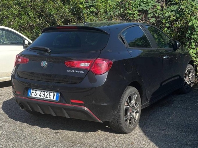 Ritrovata l’Alfa Giulietta rubata a Crescentino