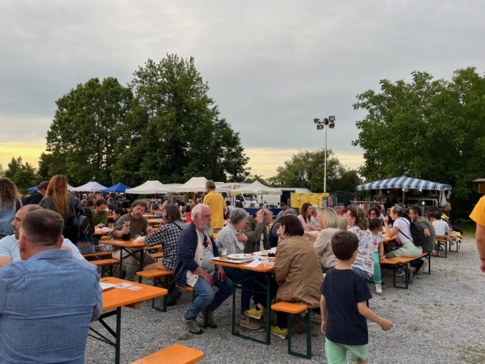 Solidarrock a Cassano d’Adda: è iniziata la festa della musica e solidarietà