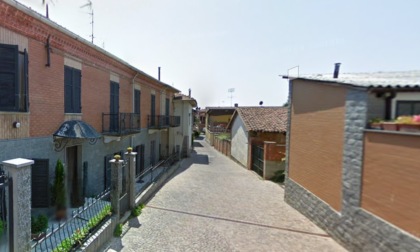 Caos in via San Giacomo: «Si renda a senso unico»