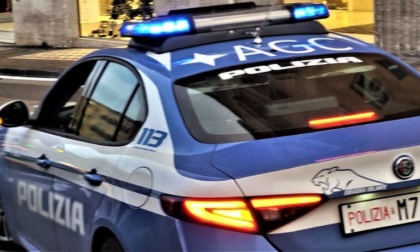 Infrange otto vetri di auto in due vie della città, denunciato