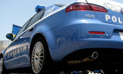 28enne arrestato per resistenza: minaccia gli agenti con una pietra dopo la fuga