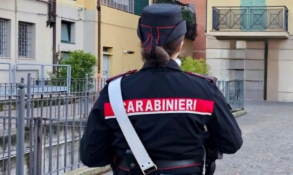 A casa della madre dà in escandescenze: sorvegliato speciale allontanato dall'abitazione