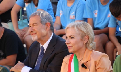 "Basket in Piazza", l'entusiasmo dell'arena contagia anche il ministro Musumeci