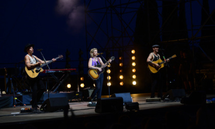 Brandi Carlile incanta il Tener-a-mente Festival: pubblico da ogni parte del mondo