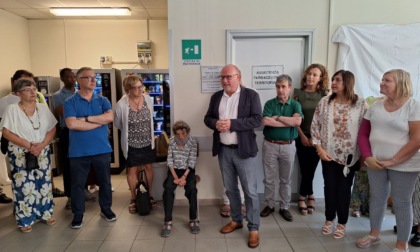 “Colorare l’Accoglienza”: operatori sanitari donano arte e umanità nei luoghi di cura di Chivasso