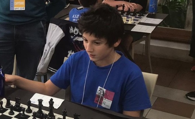 Il novarese Lorenzo Dago 15°, e imbattuto, al Campionato Italiano u12 di scacchi