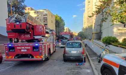Incendio a Tor Bella Monaca, avviati i lavori di messa in sicurezza
