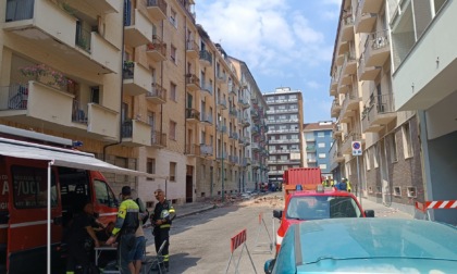 Incendio in via Nizza 389 a Torino: potrebbe essere stata una fuga di gas la causa della deflagrazione