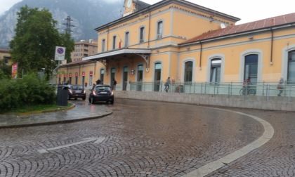 Lecco, modifiche agli orari di accesso alla Ztl in piazza Stazione e via Balicco