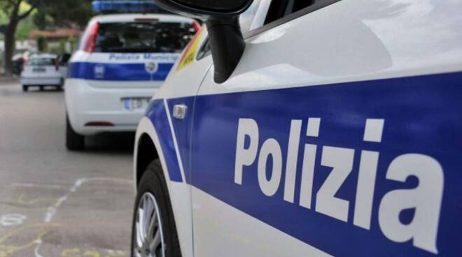 Rischio crollo, ordinanza di sgombero della palazzina a Foce Verde
