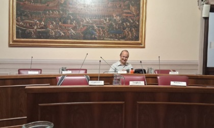 "Silenzi imbarazzanti su Ianni e centro commerciale Gromolo, la mini maggioranza Solinas fugge dal confronto"