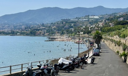 Tre Ponti, terminati i lavori ora i posteggi sono a pagamento