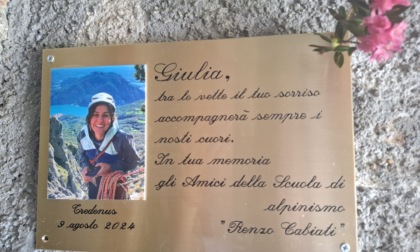 Una targa in vetta per ricordare Giulia
