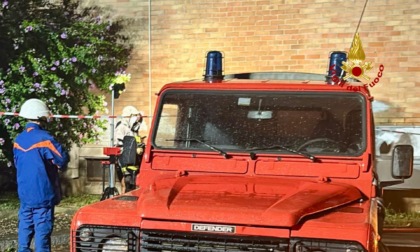 Biella, Vigili del fuoco intervengono in una palazzina ATC