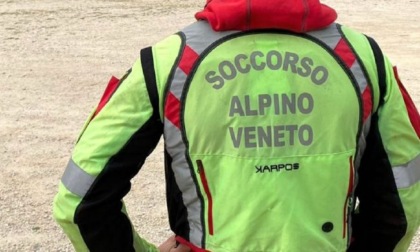 Boom di interventi del soccorso alpino nella giornata di Ferragosto: un ferito grave