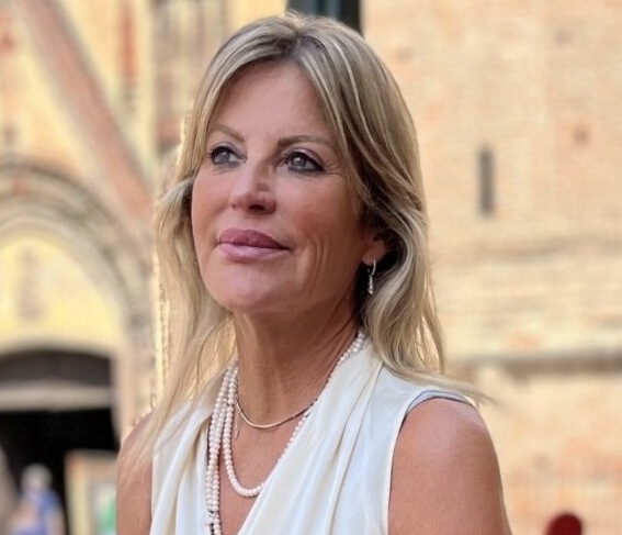 Clara Marta: “Non sono la stampella di nessuno”