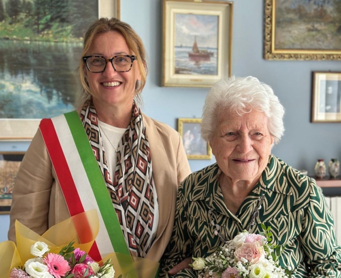 Colico festeggia Carla Malattia: 104 anni di vita, viaggi e poesia
