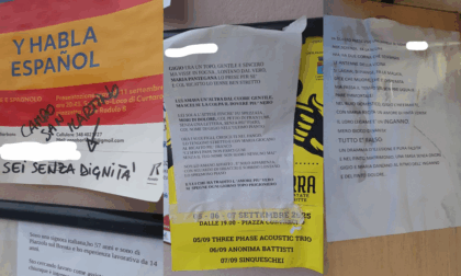 La storia di un tradimento finisce affissa sui muri di Curtarolo a colpi di scritte e poesie