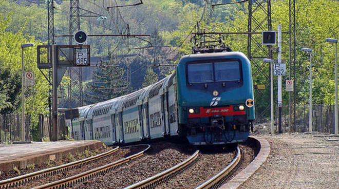 Lavori Ponte Bressana: tornano a circolare i treni sulla Milano-Genova (su un solo binario)