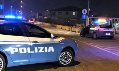 Motociclista senza casco fermato nel Mantovano, ritrovato sul mezzo un piede di porco