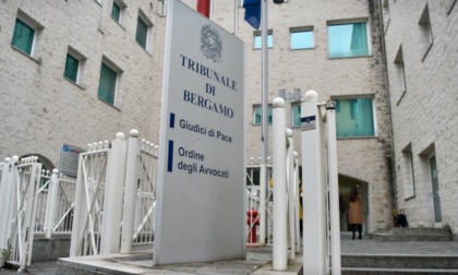 Ruba all'Ipercoop di Treviglio, gli servivano 27,50 euro per rifare la carta d'identità