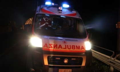 Ss36: auto fuori strada nella galleria Le Betulle, soccorse due persone