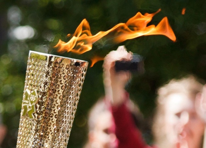 Tre tappe in Martesana per la fiaccola olimpica di Milano Cortina