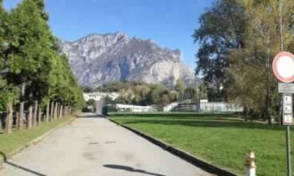 Valmadrera, rotta una condotta di acque nere: limitato l'accesso al parco Rio Torto