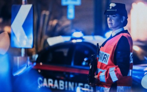 31enne ferito ad un fianco da un colpo di pistola durante un tentativo di rapina