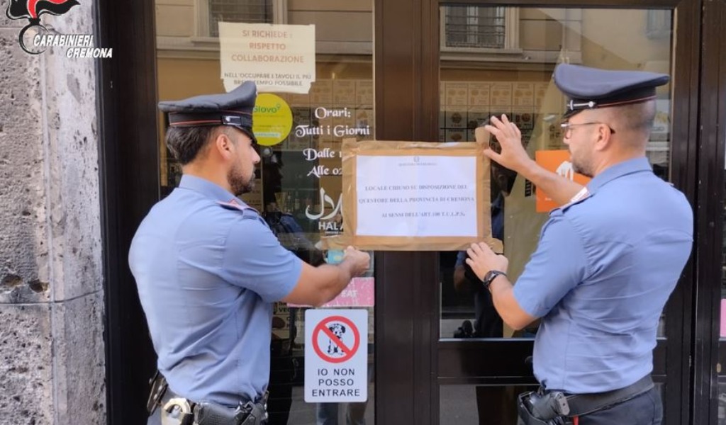 Alcol a minorenni, clienti con precedenti e liti: chiuso locale del centro di Cremona
