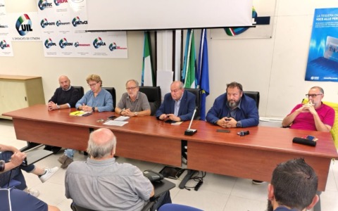 Amag Mobilità: fumata nera ieri in Prefettura ad Alessandria. La rabbia dei sindacati
